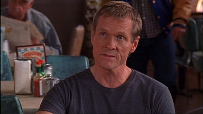 ROSWELL_-_E1X03_MONSTERS_164.jpg