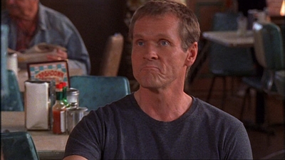 ROSWELL_-_E1X03_MONSTERS_217.jpg
