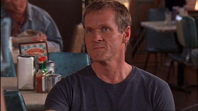 ROSWELL_-_E1X03_MONSTERS_218.jpg