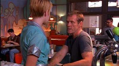 ROSWELL_-_E1X03_MONSTERS_239.jpg