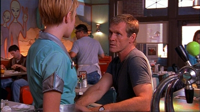 ROSWELL_-_E1X03_MONSTERS_246.jpg