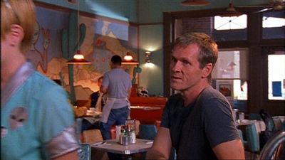 ROSWELL_-_E1X03_MONSTERS_286.jpg