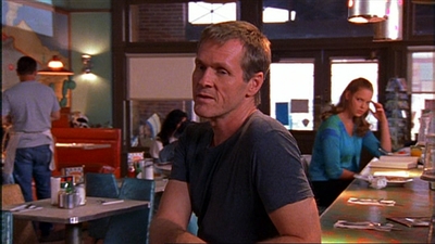 ROSWELL_-_E1X03_MONSTERS_291.jpg