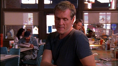 ROSWELL_-_E1X03_MONSTERS_295.jpg