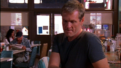 ROSWELL_-_E1X03_MONSTERS_297.jpg