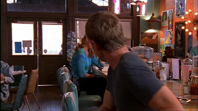 ROSWELL_-_E1X03_MONSTERS_303.jpg