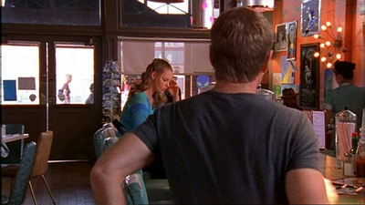 ROSWELL_-_E1X03_MONSTERS_306.jpg