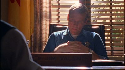 ROSWELL_-_E1X03_MONSTERS_350.jpg