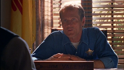 ROSWELL_-_E1X03_MONSTERS_370.jpg