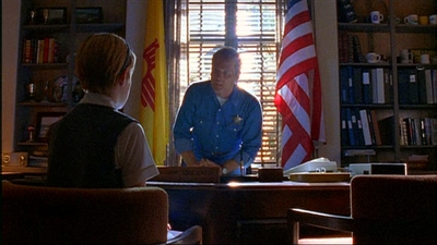 ROSWELL_-_E1X03_MONSTERS_401.jpg