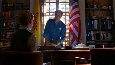 ROSWELL_-_E1X03_MONSTERS_402.jpg