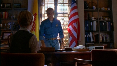 ROSWELL_-_E1X03_MONSTERS_404.jpg