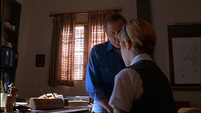 ROSWELL_-_E1X03_MONSTERS_487.jpg