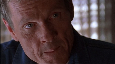 ROSWELL_-_E1X03_MONSTERS_551.jpg