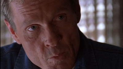 ROSWELL_-_E1X03_MONSTERS_552.jpg
