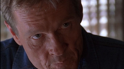 ROSWELL_-_E1X03_MONSTERS_556.jpg