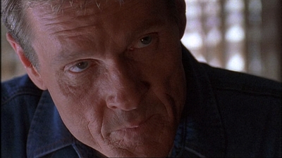 ROSWELL_-_E1X03_MONSTERS_563.jpg
