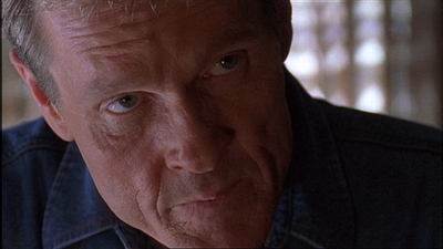 ROSWELL_-_E1X03_MONSTERS_564.jpg
