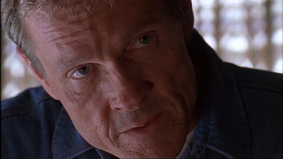 ROSWELL_-_E1X03_MONSTERS_584.jpg