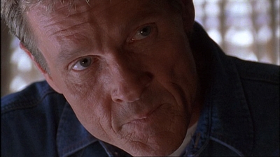 ROSWELL_-_E1X03_MONSTERS_589.jpg
