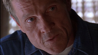 ROSWELL_-_E1X03_MONSTERS_599.jpg