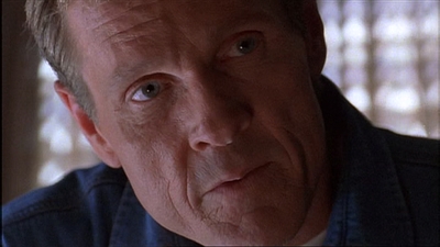 ROSWELL_-_E1X03_MONSTERS_605.jpg