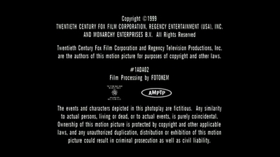 ROSWELL_-_E1X03_MONSTERS_625.jpg