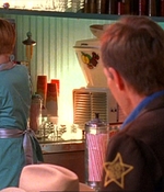 ROSWELL_-_E1X03_MONSTERS_062.jpg