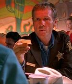 ROSWELL_-_E1X03_MONSTERS_107.jpg
