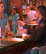 ROSWELL_-_E1X03_MONSTERS_114.jpg
