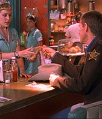 ROSWELL_-_E1X03_MONSTERS_116.jpg