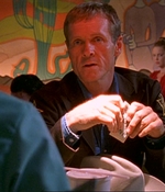ROSWELL_-_E1X03_MONSTERS_121.jpg