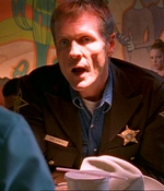 ROSWELL_-_E1X03_MONSTERS_133.jpg