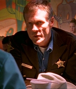 ROSWELL_-_E1X03_MONSTERS_135.jpg