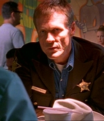 ROSWELL_-_E1X03_MONSTERS_138.jpg