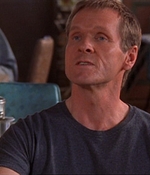 ROSWELL_-_E1X03_MONSTERS_212.jpg