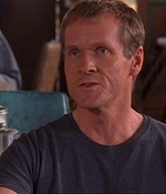 ROSWELL_-_E1X03_MONSTERS_225.jpg