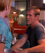 ROSWELL_-_E1X03_MONSTERS_248.jpg