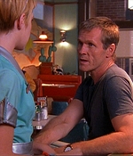 ROSWELL_-_E1X03_MONSTERS_249.jpg