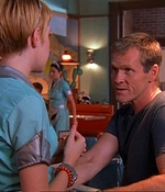 ROSWELL_-_E1X03_MONSTERS_258.jpg