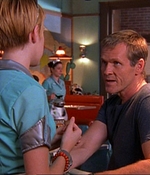 ROSWELL_-_E1X03_MONSTERS_262.jpg