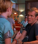 ROSWELL_-_E1X03_MONSTERS_272.jpg