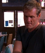 ROSWELL_-_E1X03_MONSTERS_297.jpg