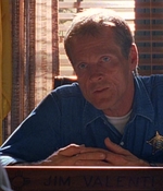 ROSWELL_-_E1X03_MONSTERS_375.jpg