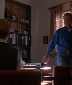 ROSWELL_-_E1X03_MONSTERS_463.jpg