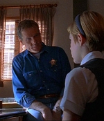 ROSWELL_-_E1X03_MONSTERS_492.jpg