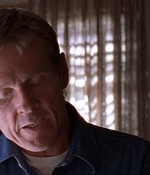 ROSWELL_-_E1X03_MONSTERS_494.jpg