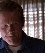 ROSWELL_-_E1X03_MONSTERS_504.jpg