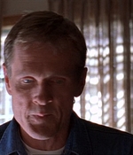 ROSWELL_-_E1X03_MONSTERS_509.jpg