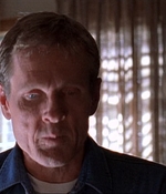 ROSWELL_-_E1X03_MONSTERS_515.jpg